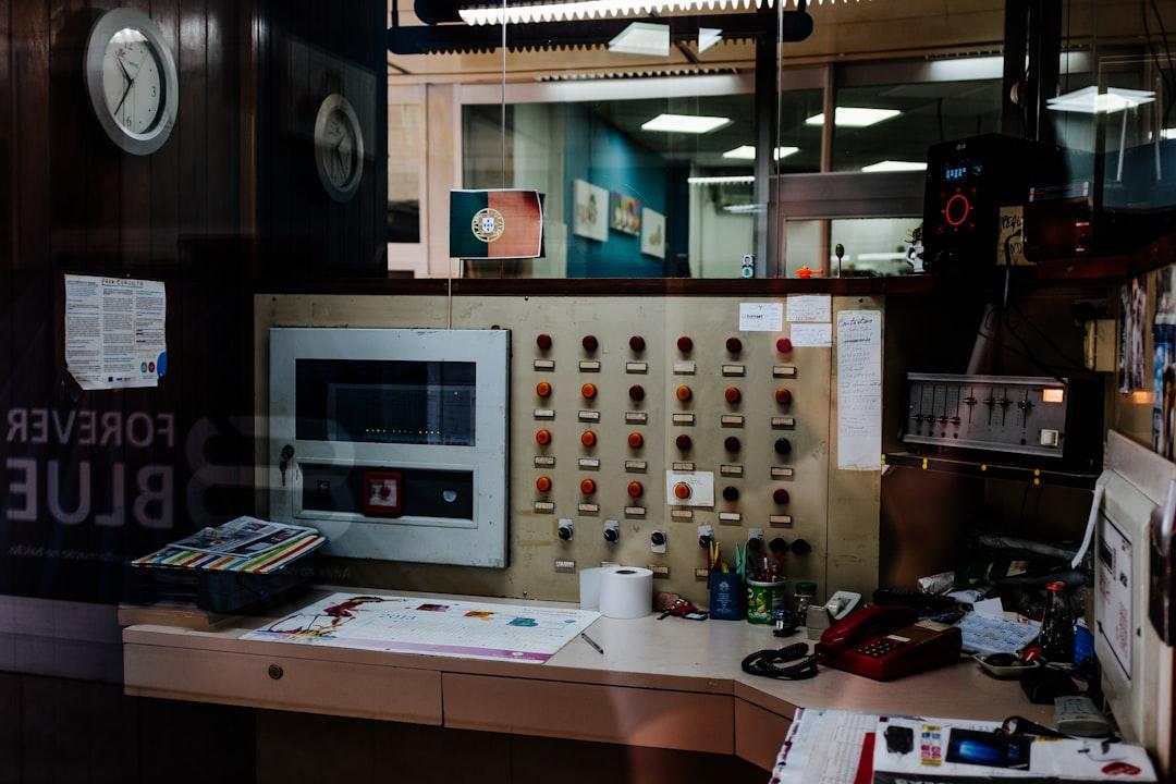 Maschinenstillstand: Die kritischen Gründe für ungeplante CNC-Stillstände