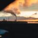 CO₂ Bilanz in der Produktion reduzieren: Wie Hersteller versteckte Energieverschwendung stoppen
